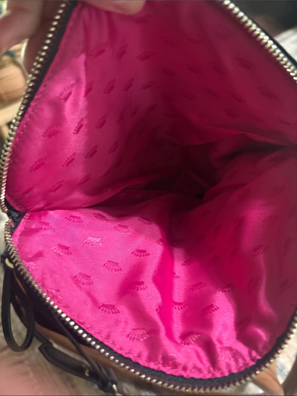 Juicy Couture velvet bag. - Picture 5 of 10